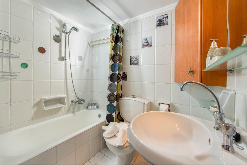 Apartment Dream Holidays เอียลิซอส ภายนอก รูปภาพ